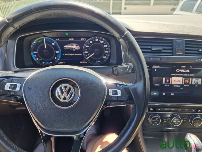 2018' Volkswagen e-Golf Ac/Dc photo #5