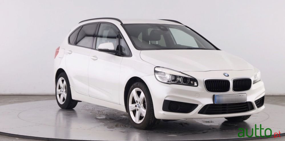 2015' BMW Série 2 D Advantage photo #2