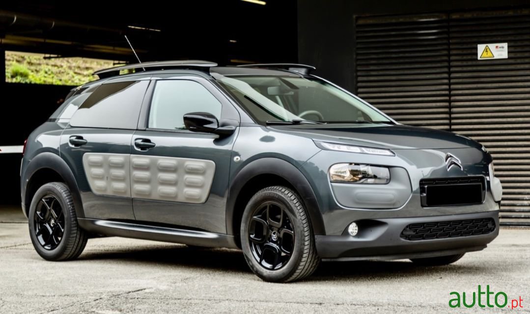 2016' Citroen C4 Cactus photo #1