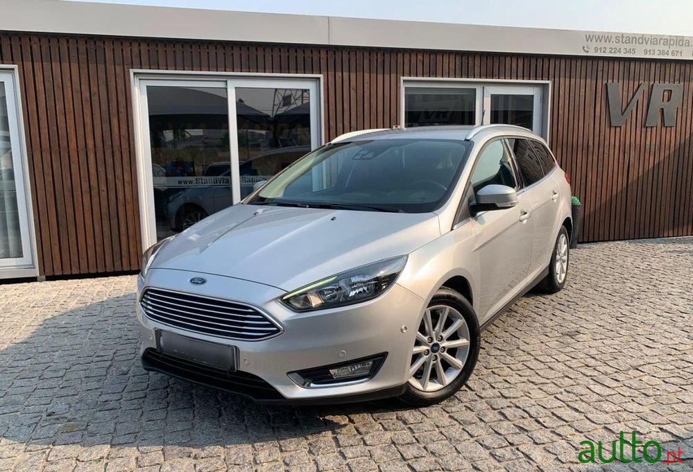 2017' Ford Focus Sw photo #1