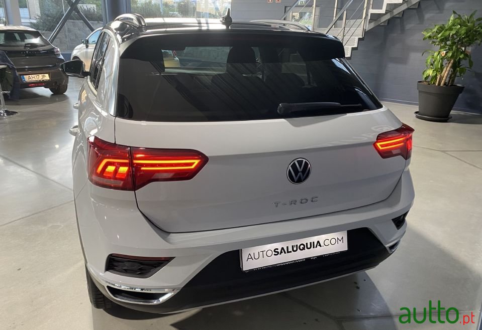 2021' Volkswagen T-Roc photo #4