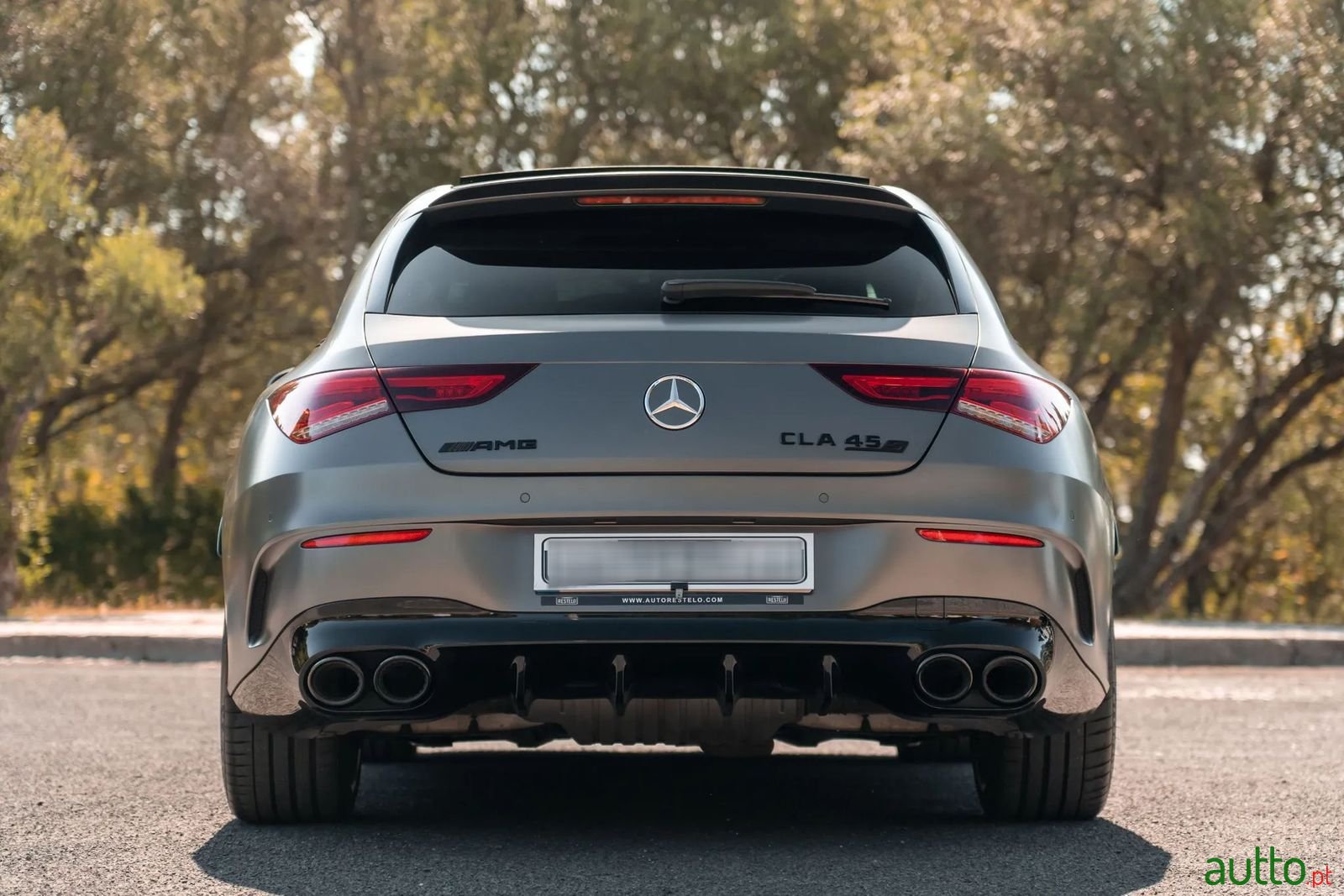2020' Mercedes-Benz Cla-45-Amg photo #5