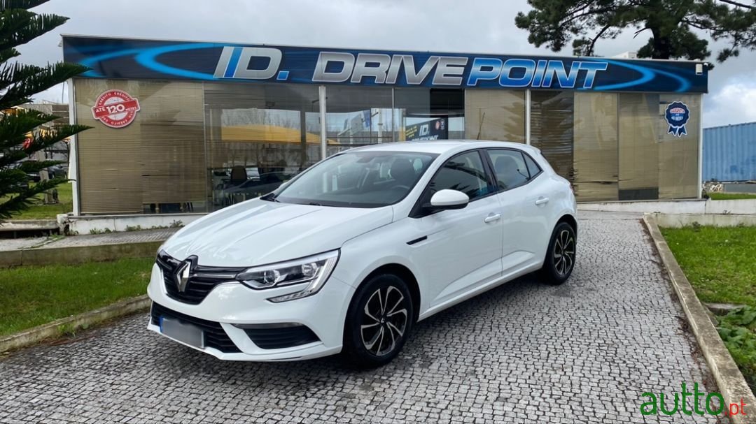 2018' Renault Megane photo #1