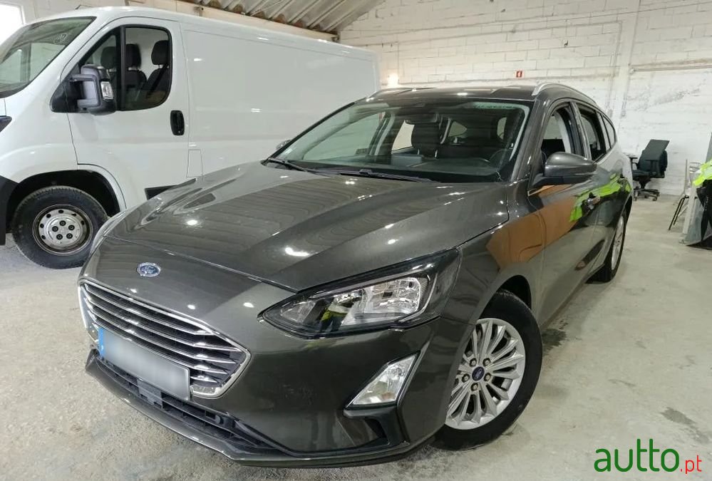 2020' Ford Focus Sw photo #1