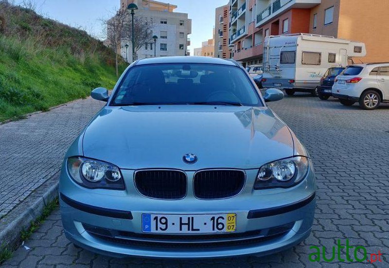 2007' BMW 118 photo #2