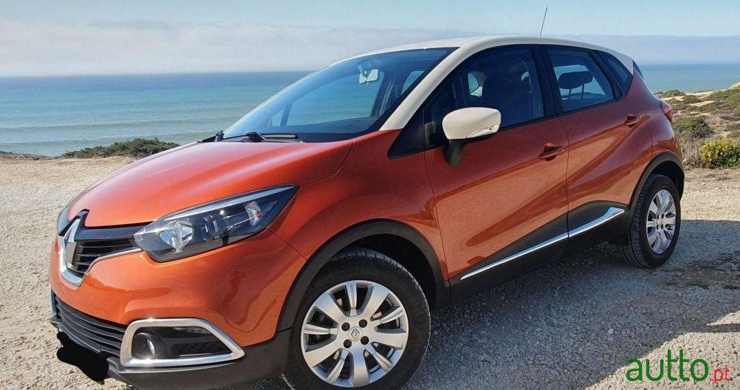 2016' Renault Captur photo #1