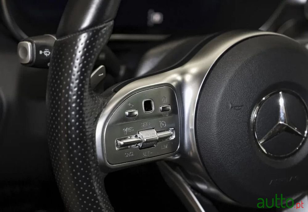 2021' Mercedes-Benz Classe C photo #6