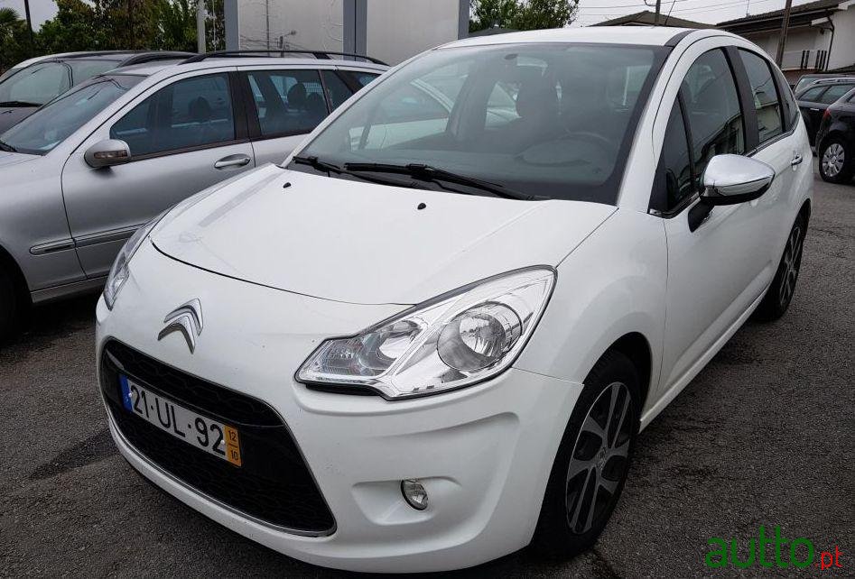 2012' Citroen C3 1.6 E-Hdi photo #2