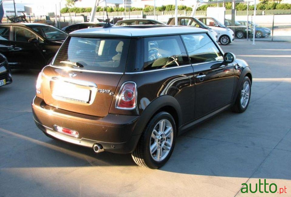 2012' MINI Cooper photo #1