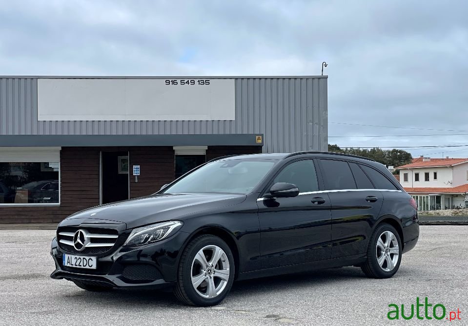 2015' Mercedes-Benz C-200 photo #1