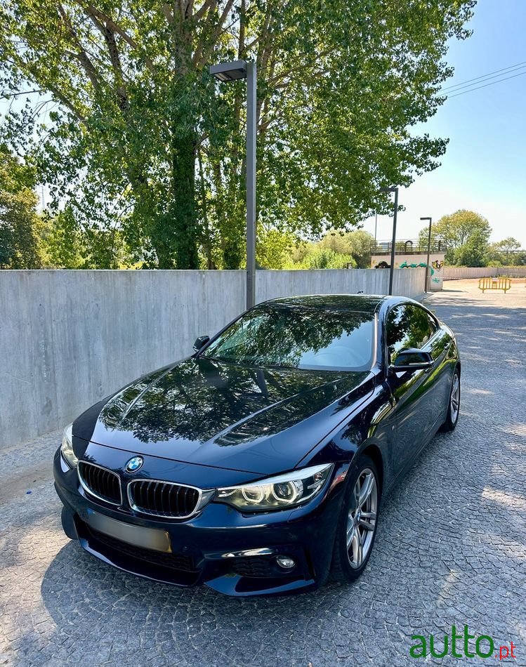 2017' BMW Série 4 D Pack M Auto photo #2