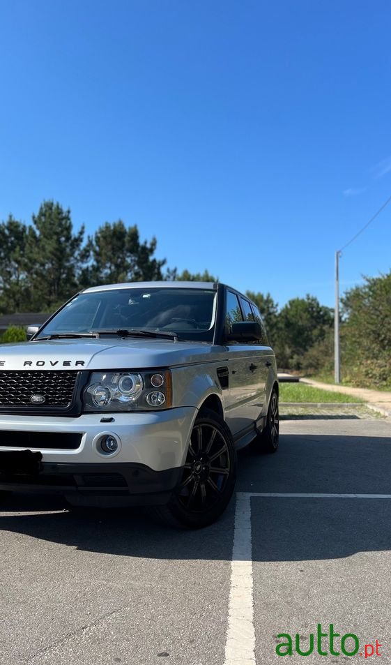 2009' Land Rover Range Rover Sport photo #1