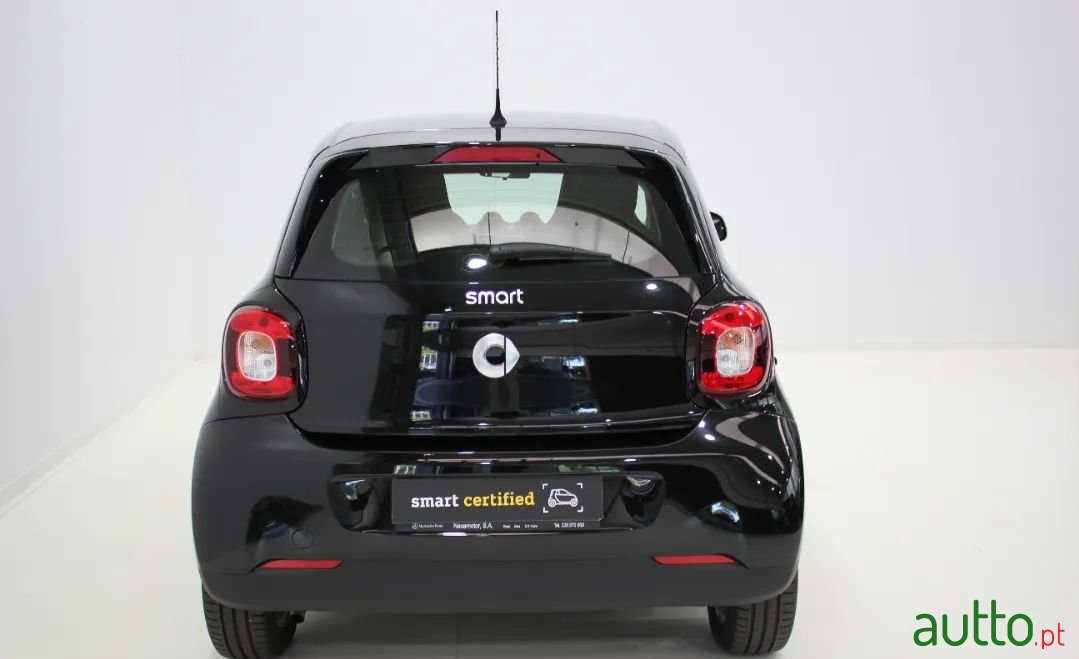 2017' Smart Forfour photo #2