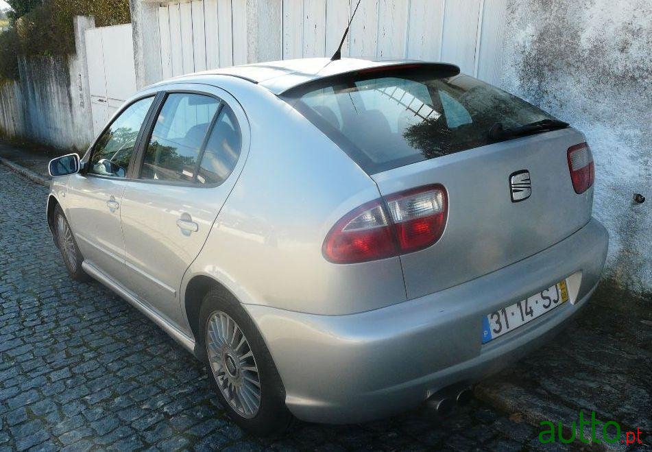 2001' SEAT Leon 1.6 16 V 105 Cv Sport photo #1