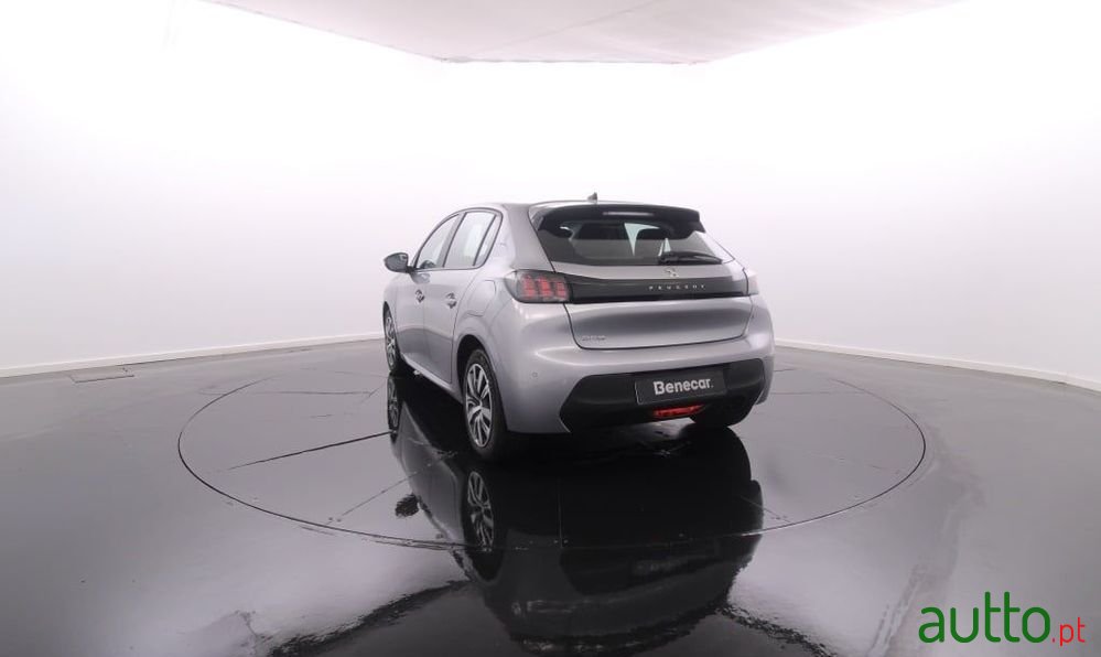 2023' Peugeot 208 photo #5