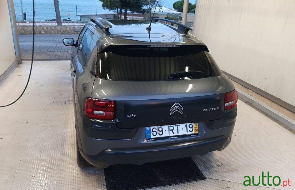 2016' Citroen C4 Cactus photo #4