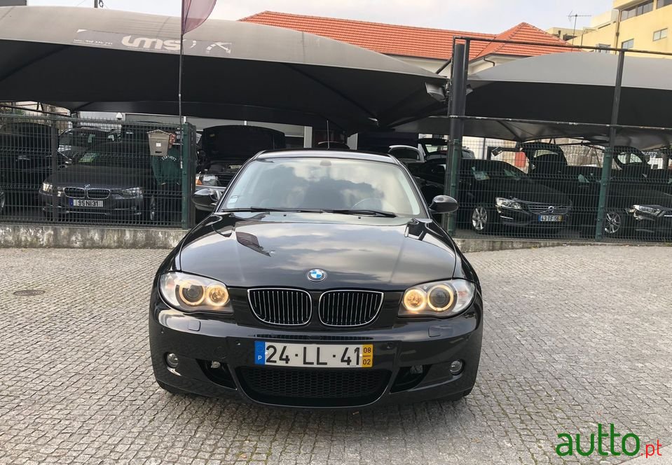 2008' BMW 118 photo #2