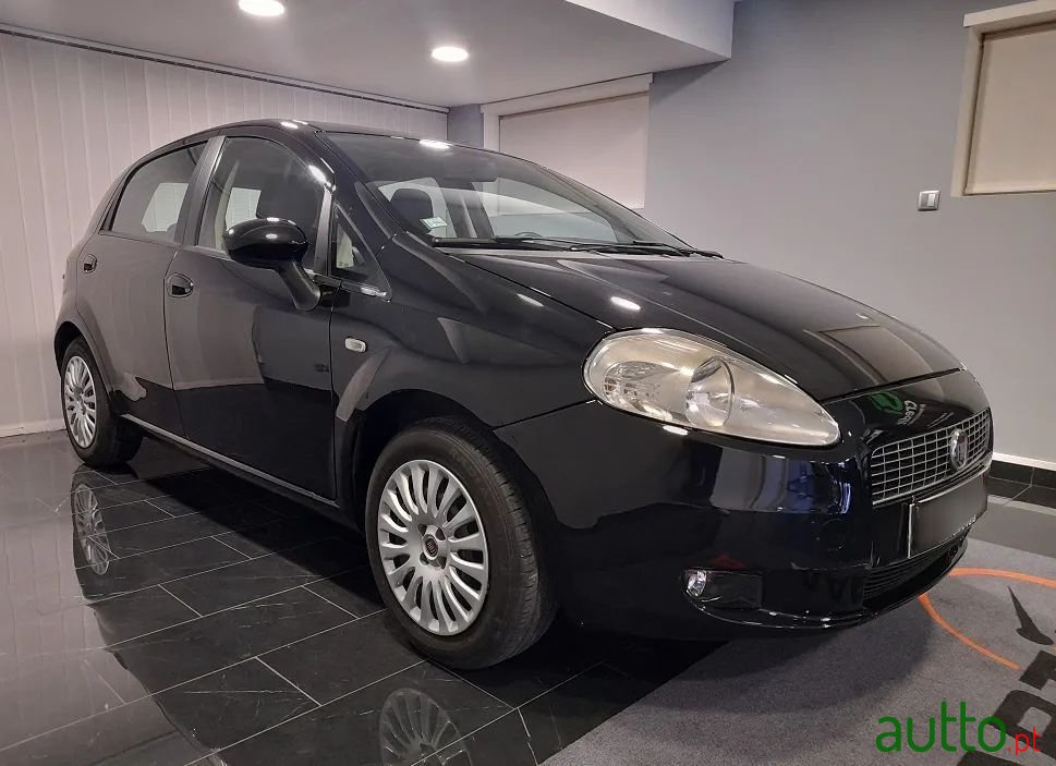 2008' Fiat Grande Punto photo #1