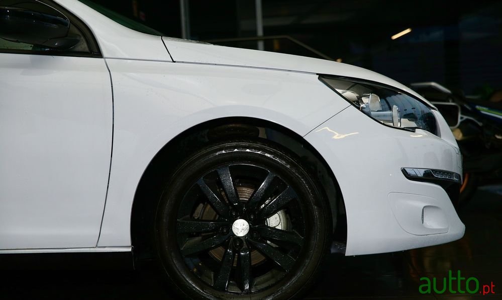 2016' Peugeot 308 Sw photo #6