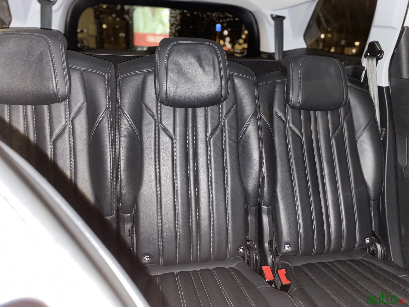 2020' Peugeot 5008 Allure photo #4