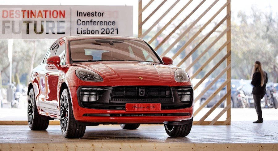 Com clássicos e protótipos inéditos. Porsche Investor Conference estreou-se em Lisboa