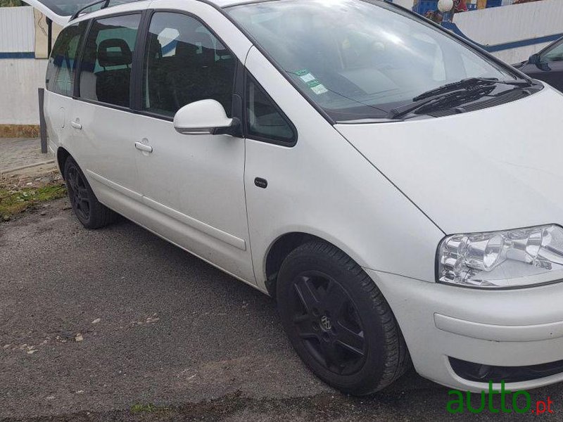 2000' Volkswagen Sharan Tdi photo #1