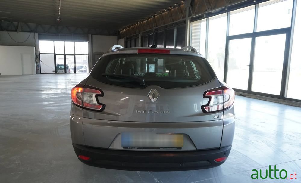 2014' Renault Megane photo #4