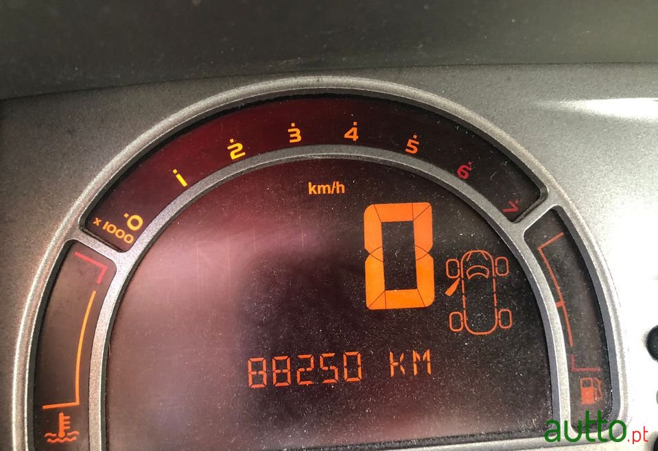 2009' Renault Modus photo #4