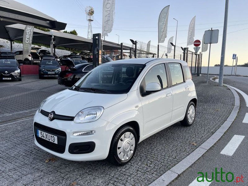 2019' Fiat Panda photo #4