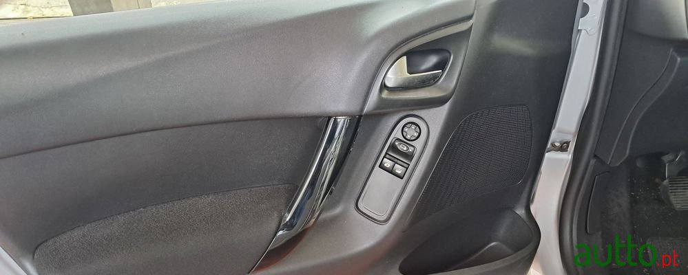 2015' Citroen C3 photo #5