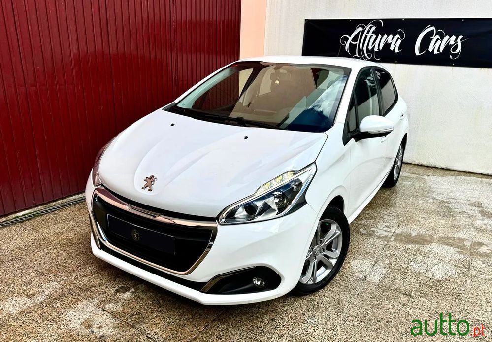 2016' Peugeot 208 photo #1