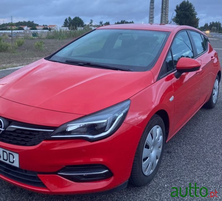 2019' Opel Astra photo #1