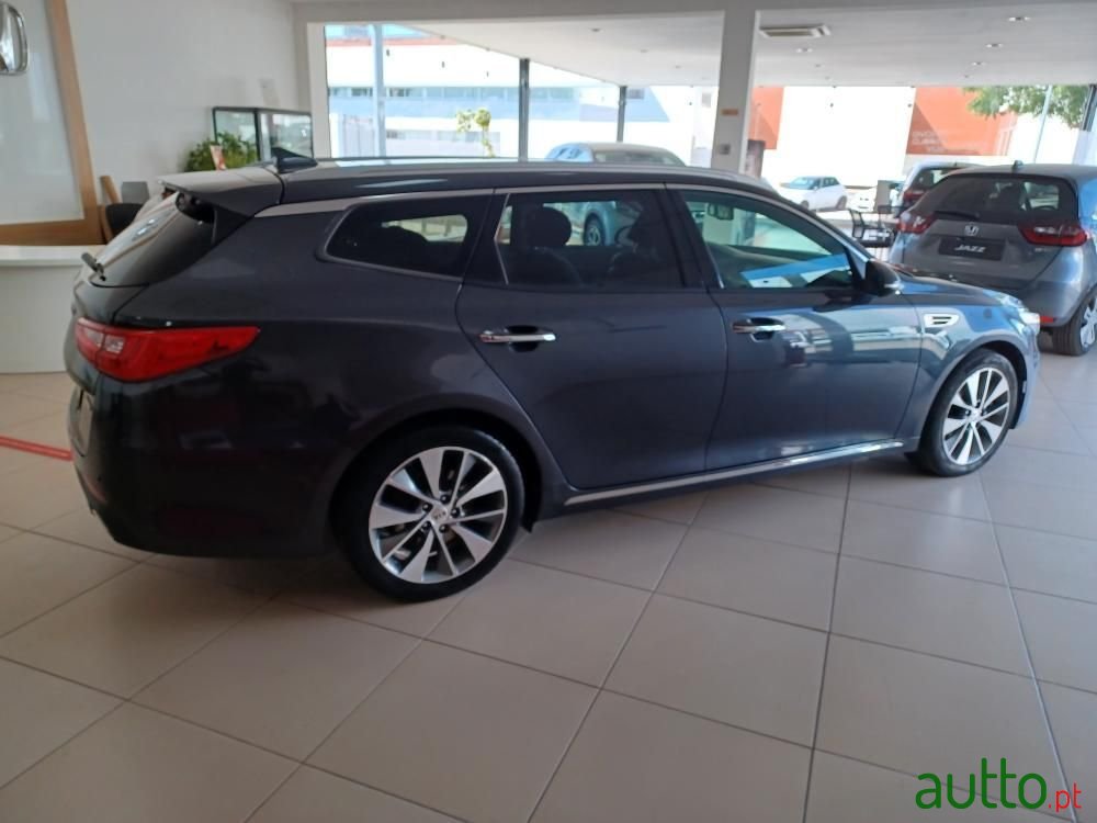 2018' Kia Optima Sw photo #5