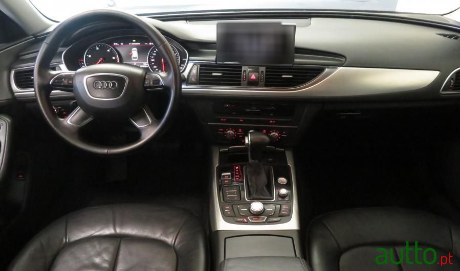 2012' Audi A6 Avant photo #6