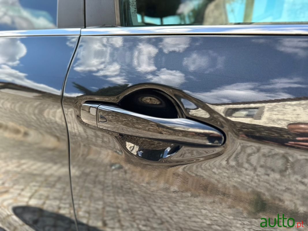 2015' Nissan Qashqai photo #6