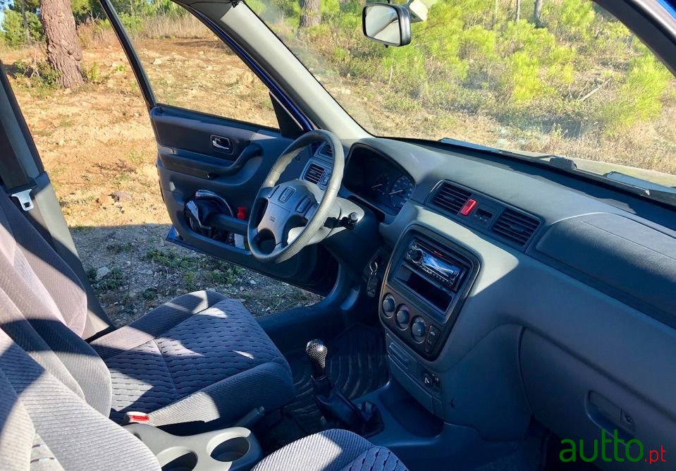 2000' Honda CR-V photo #2