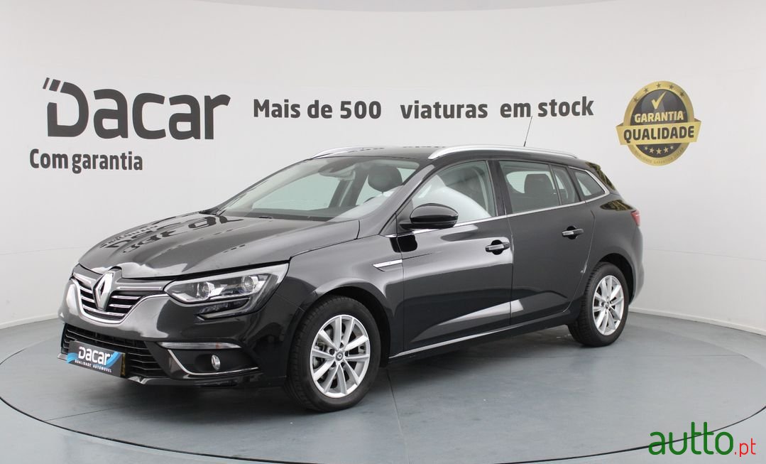 2018' Renault Megane Sport Tourer photo #3