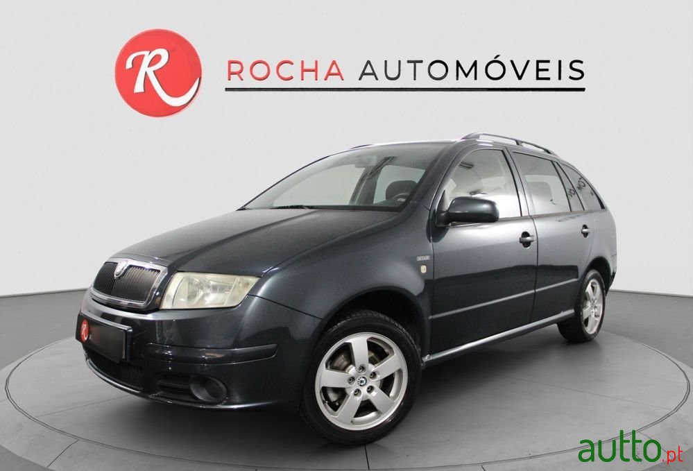 2007' Skoda Fabia Break photo #1