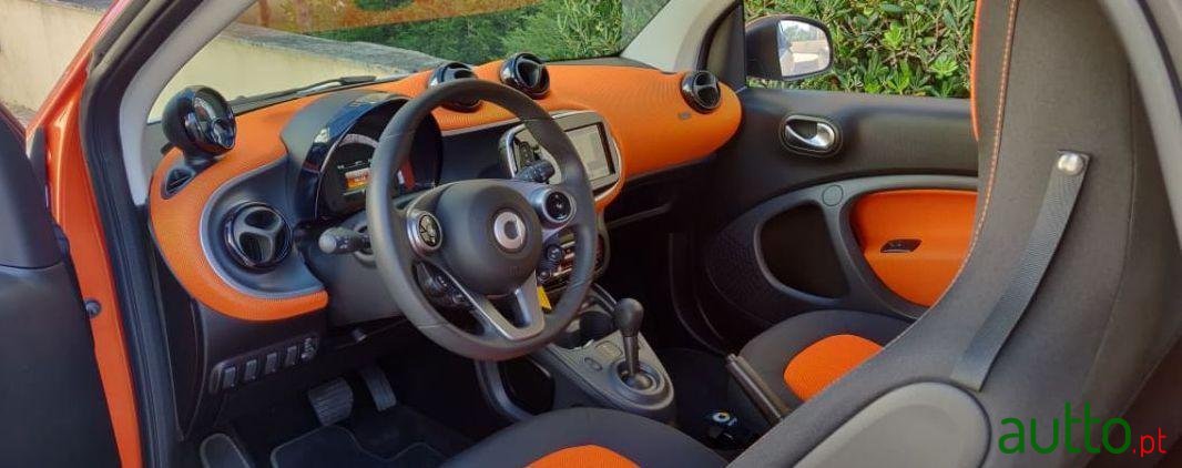 2017' Smart Fortwo photo #3