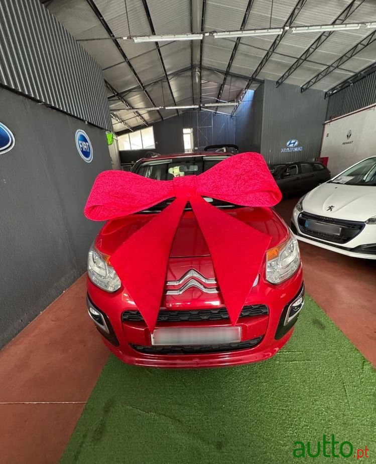 2016' Citroen C3 Picasso photo #2