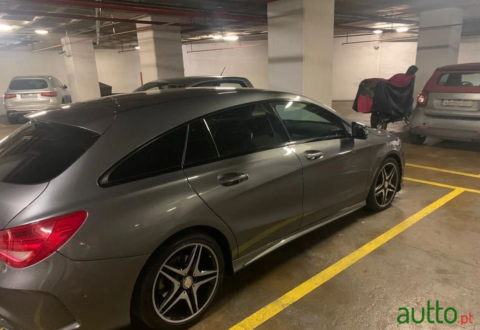 2016' Mercedes-Benz Cla-180 photo #3