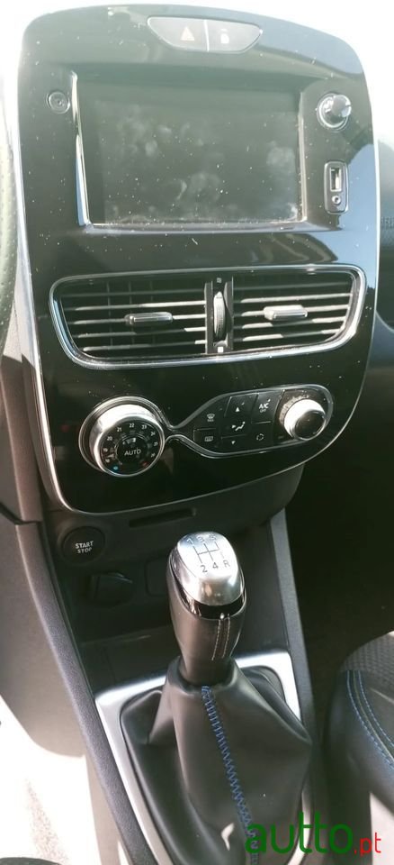 2019' Renault Clio 1.5 Dci Gt Line photo #5