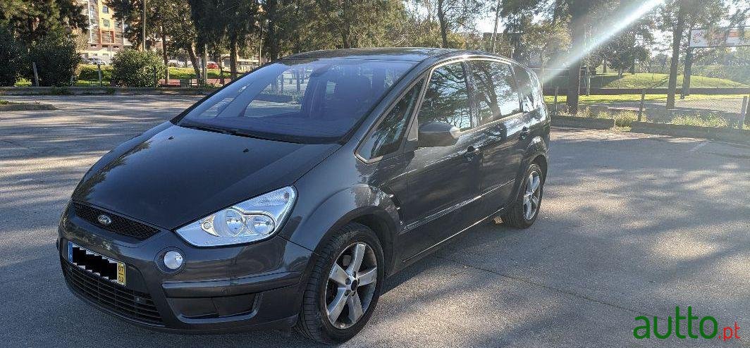 2007' Ford S-Max photo #4