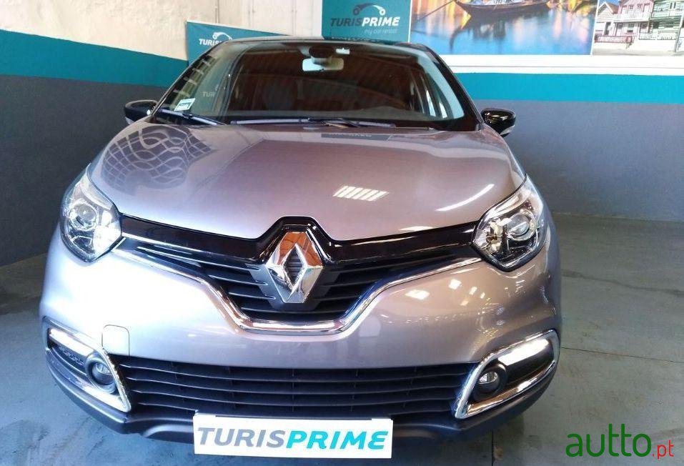 2016' Renault Captur photo #1