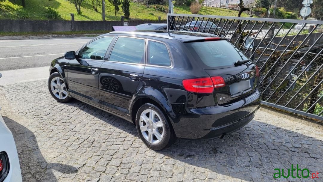 2011' Audi A3 Sportback photo #3