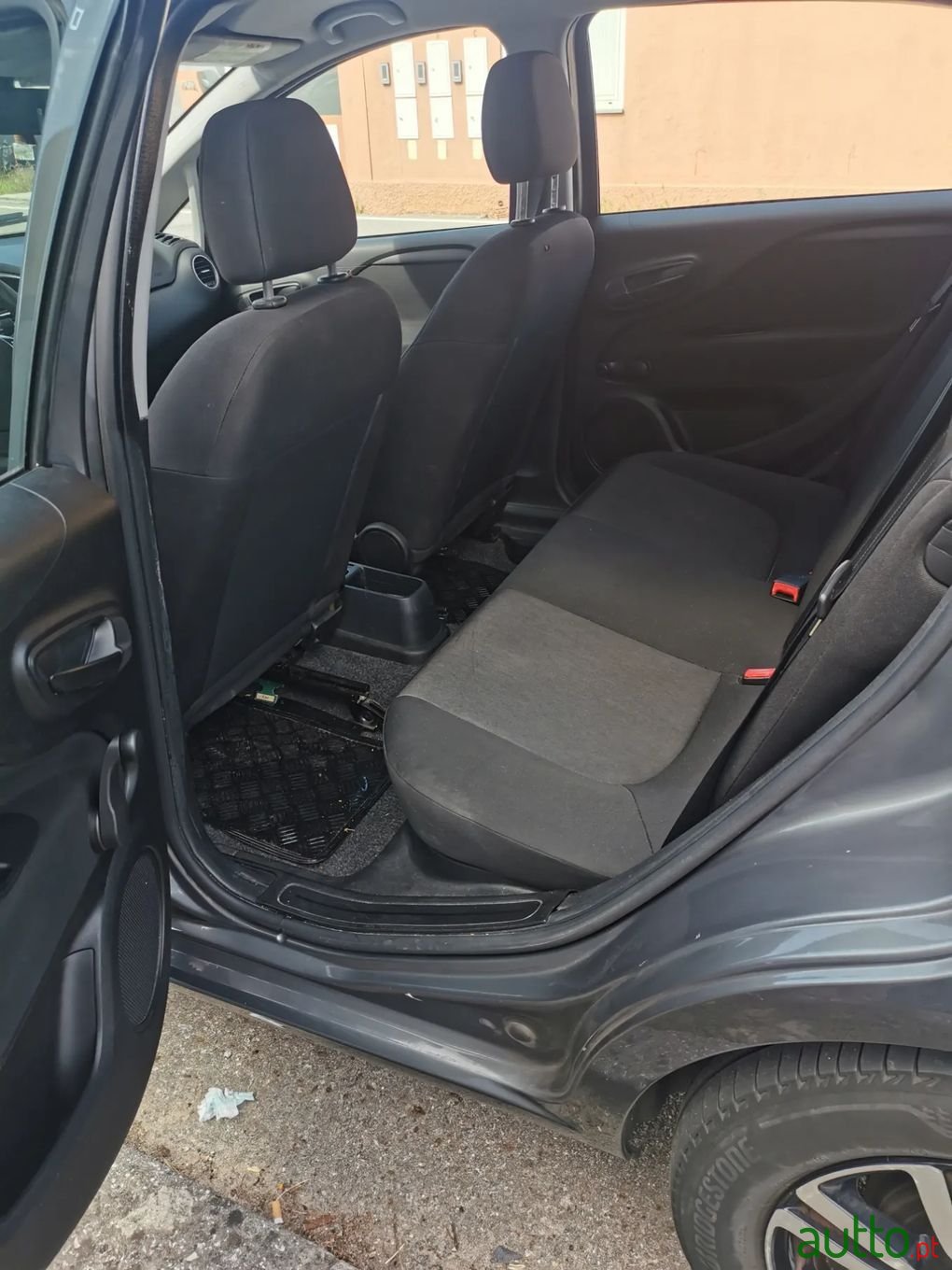 2015' Fiat Grande Punto photo #5