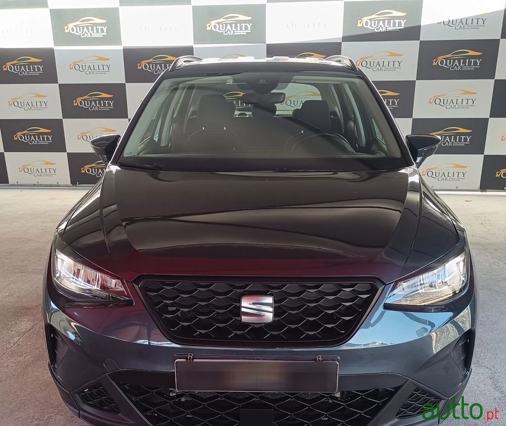 2022' SEAT Arona 1.0 Tsi Style photo #1