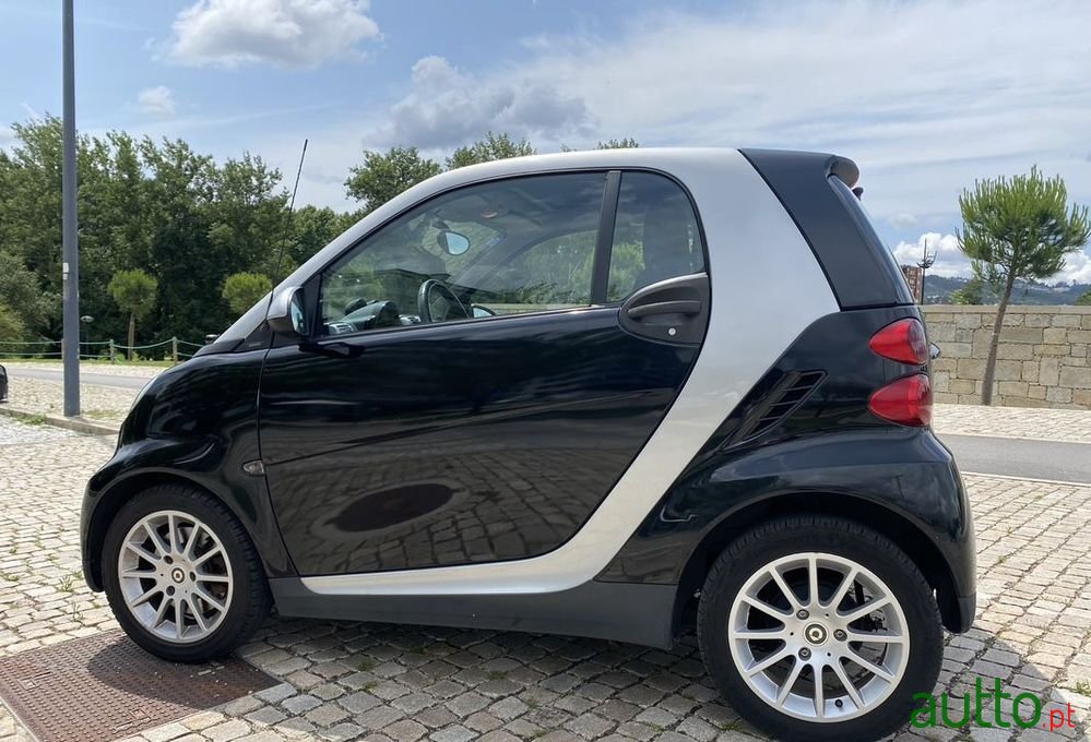 2009' Smart Fortwo Cdi Softouch Passion Dpf photo #5