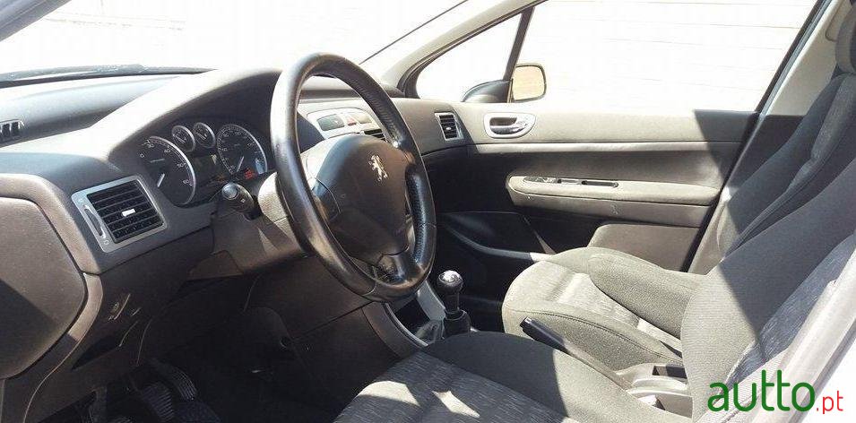 2005' Peugeot 307 Sw photo #4