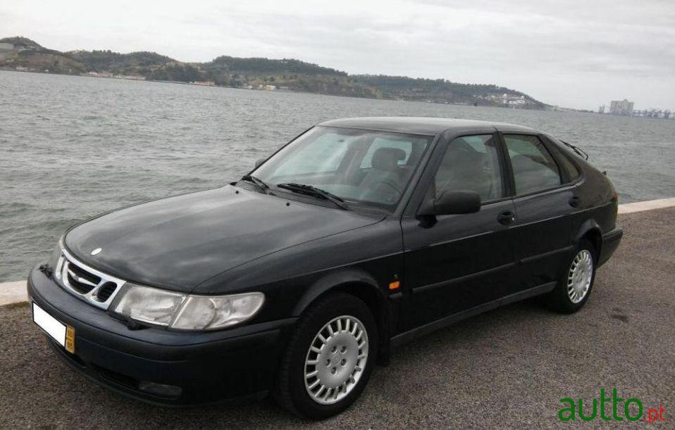 2000' Saab 9-3 2.0 S photo #2